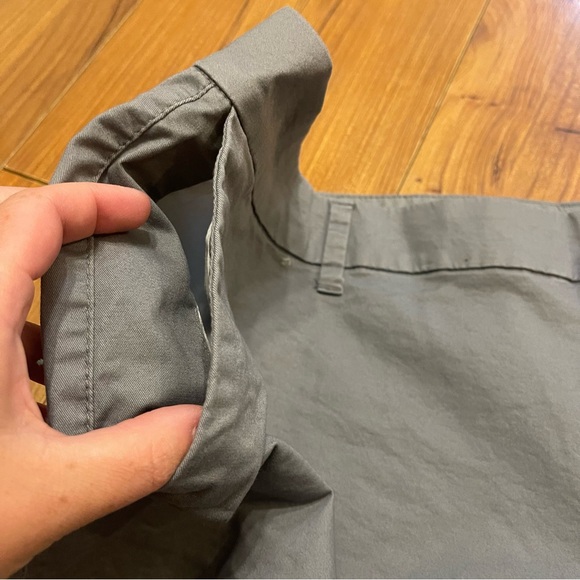 Old Navy Everyday Short Mid-Rise size 24 NWT - Picture 2 of 6